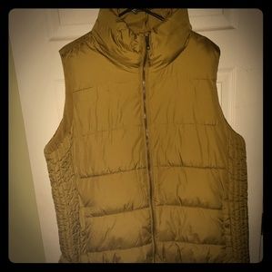 Old navy vest
